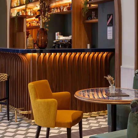 Grand Coeur Latin Hotel 4*