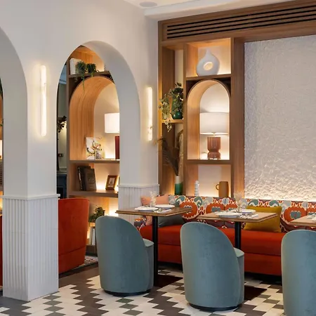Hotel Grand Coeur Latin 4*