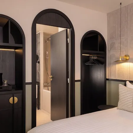 فندق Grand Coeur Latin 4*