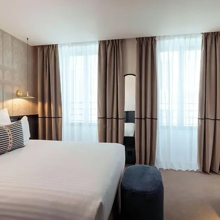 فندق Grand Coeur Latin باريس