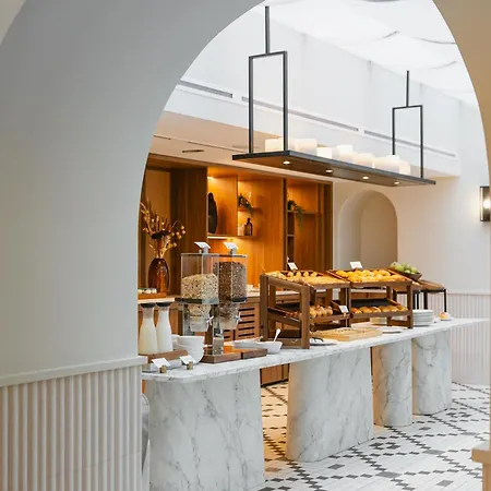 Grand Coeur Latin Hotel 4*