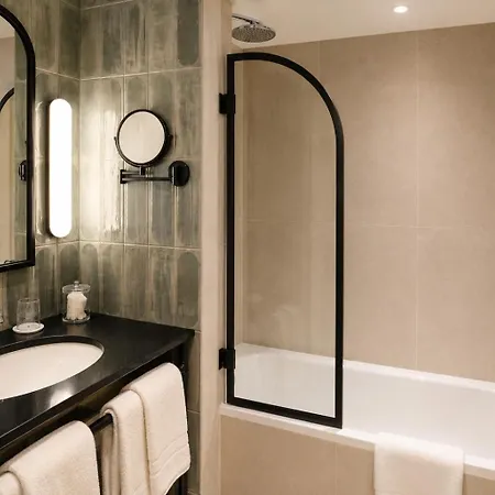 Hotel Grand Coeur Latin Paris