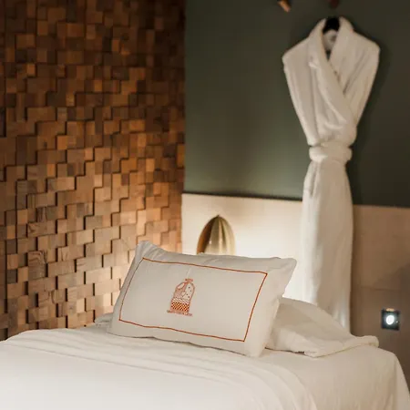 Grand Coeur Latin Hotel 4*