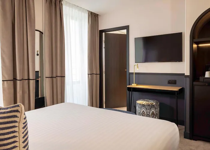 Grand Coeur Latin 호텔 4*