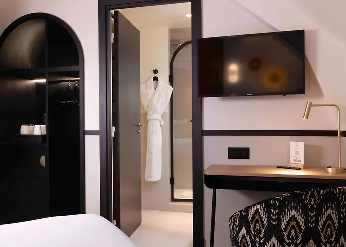 Grand Coeur Latin 호텔 4*