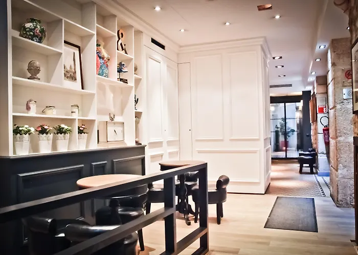 호텔 Grand Coeur Latin 4*