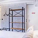 Отель Grand Coeur Latin 4*