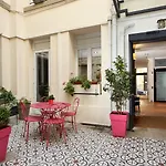 Grand Coeur Latin Hotel 4*